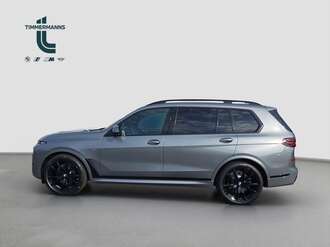 BMW X7 (Bild 2/19)