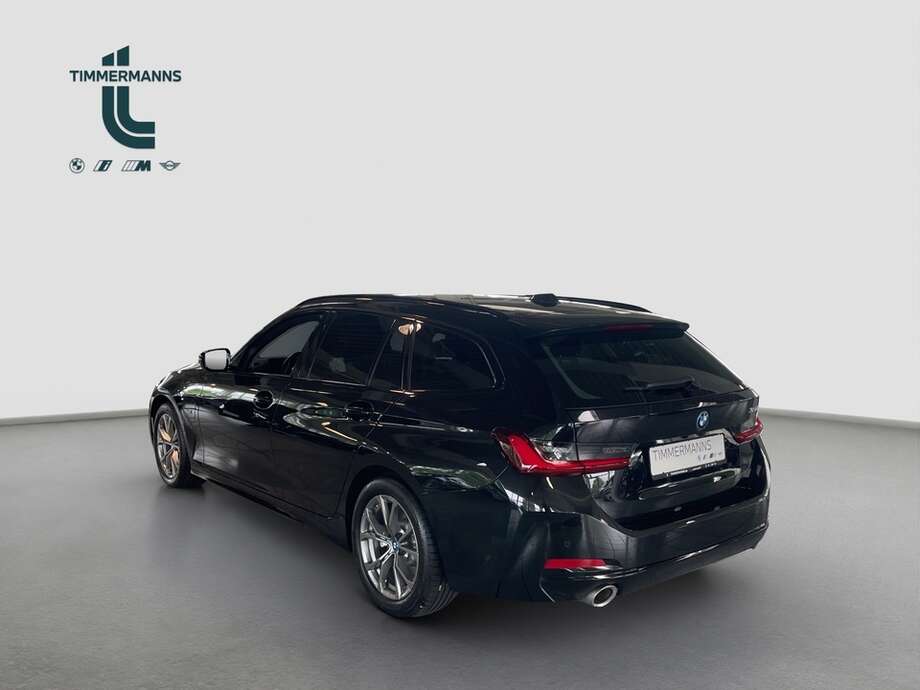 BMW 330 (Bild 3/15)