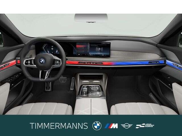 BMW M760 (Bild 4/5)