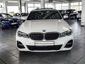 BMW 330e (Bild 3/20)