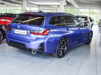 BMW 320d (Bild 2/18)