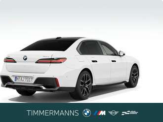 BMW 740 (Bild 2/5)