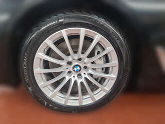 BMW 540i xDrive (Bild 2/25)
