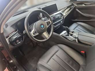 BMW 520d (Bild 2/25)