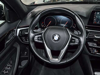 BMW 520d xDrive (Bild 2/18)