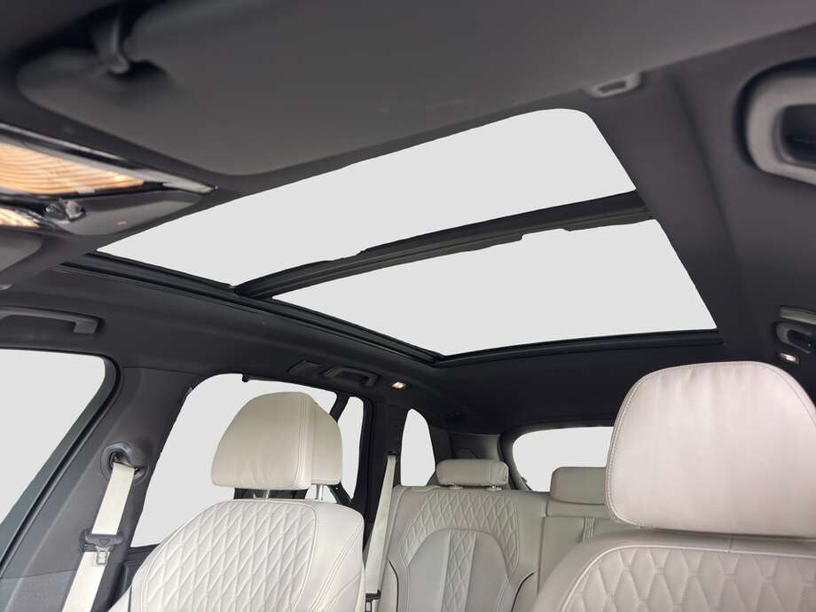 BMW X5 (Bild 12/25)