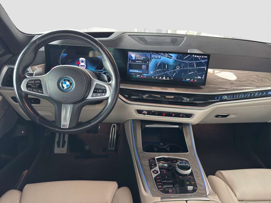 BMW X5 (Bild 14/25)