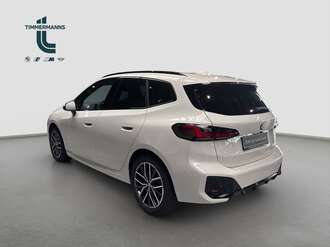 BMW 220 Active Tourer (Bild 3/18)