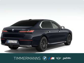 BMW 740 (Bild 2/5)