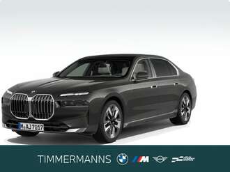 BMW 740 (Bild 1/6)