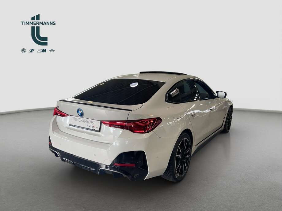 BMW i4 (Bild 6/15)
