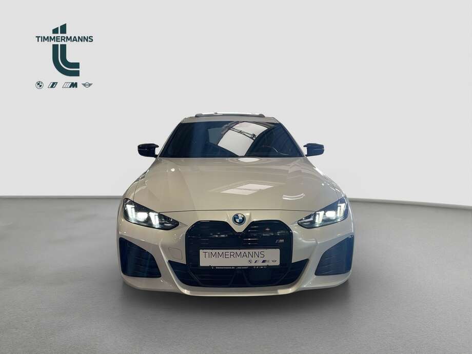 BMW i4 (Bild 9/15)