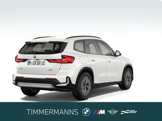 BMW iX1 (Bild 2/5)