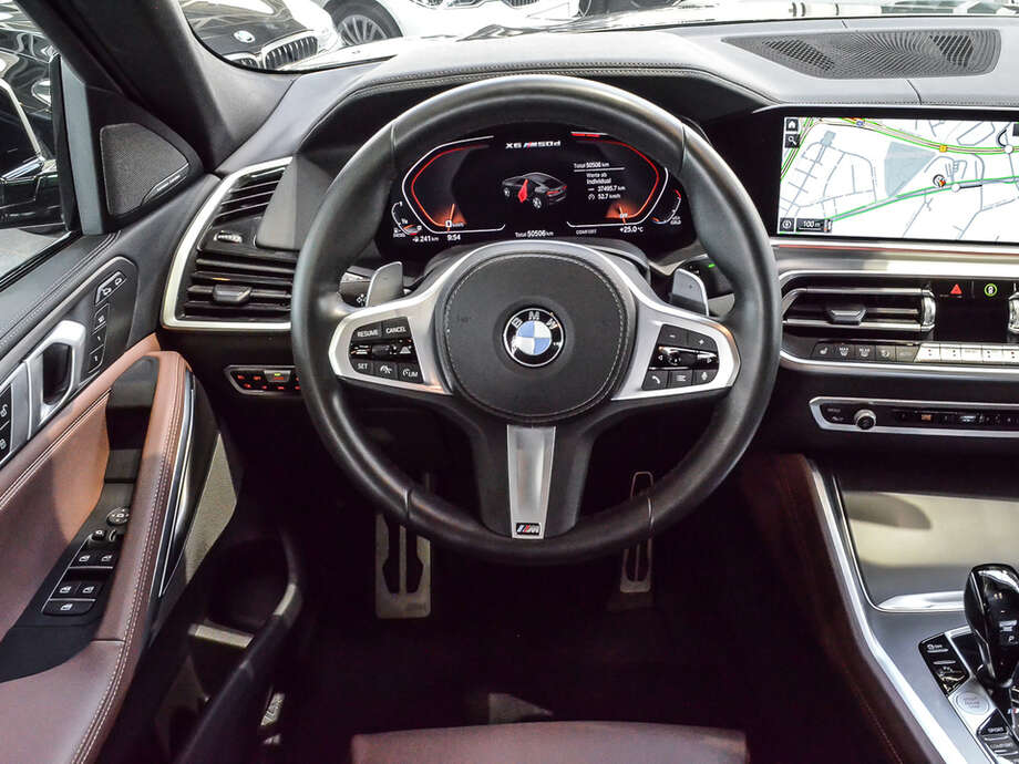 BMW X6 (Bild 2/18)