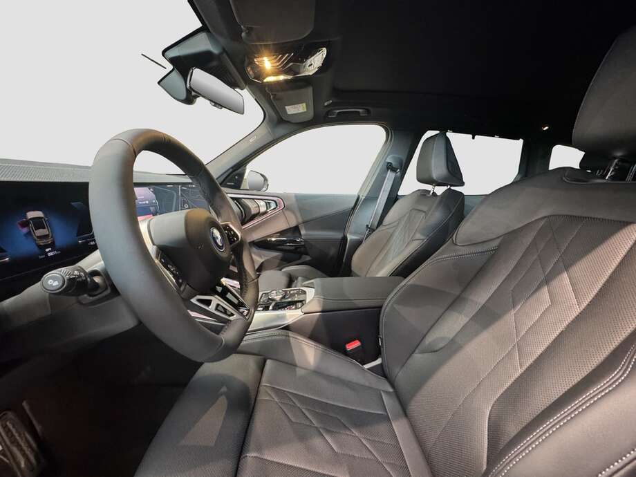 BMW X3 (Bild 11/18)