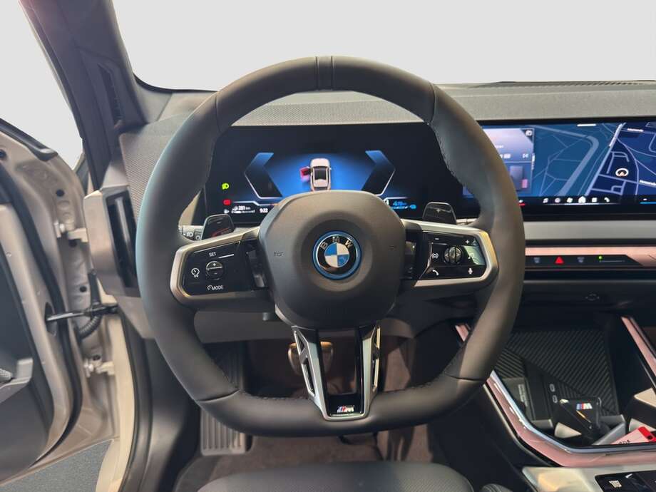 BMW X3 (Bild 13/18)