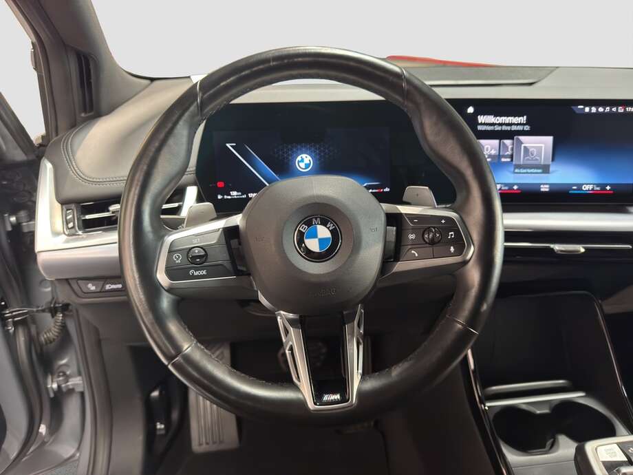 BMW 216 Active Tourer (Bild 11/16)