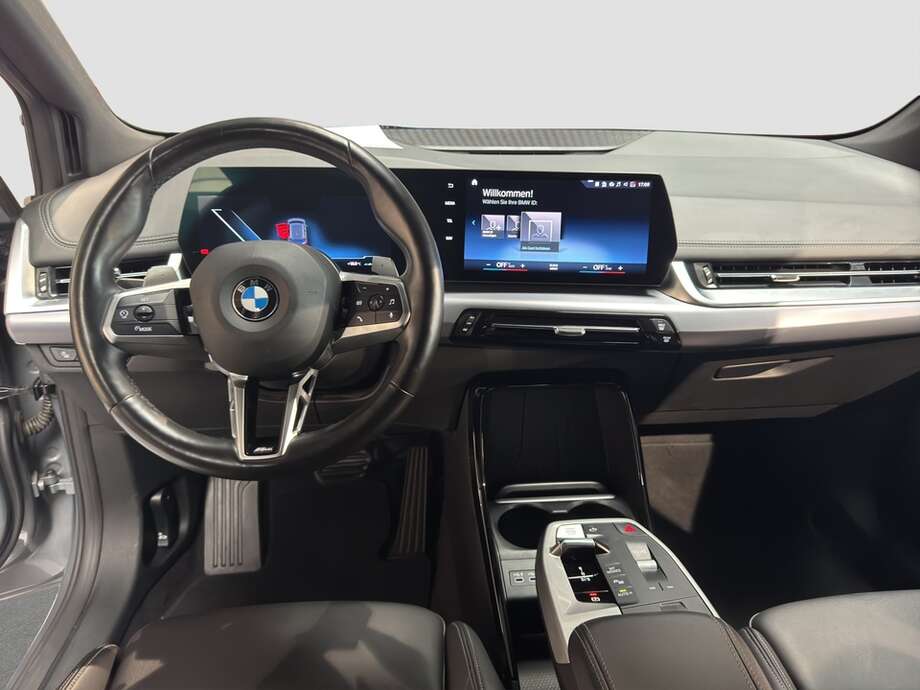 BMW 216 Active Tourer (Bild 13/16)