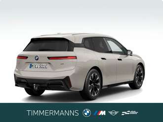 BMW iX (Bild 2/5)