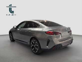 BMW 216 (Bild 3/17)