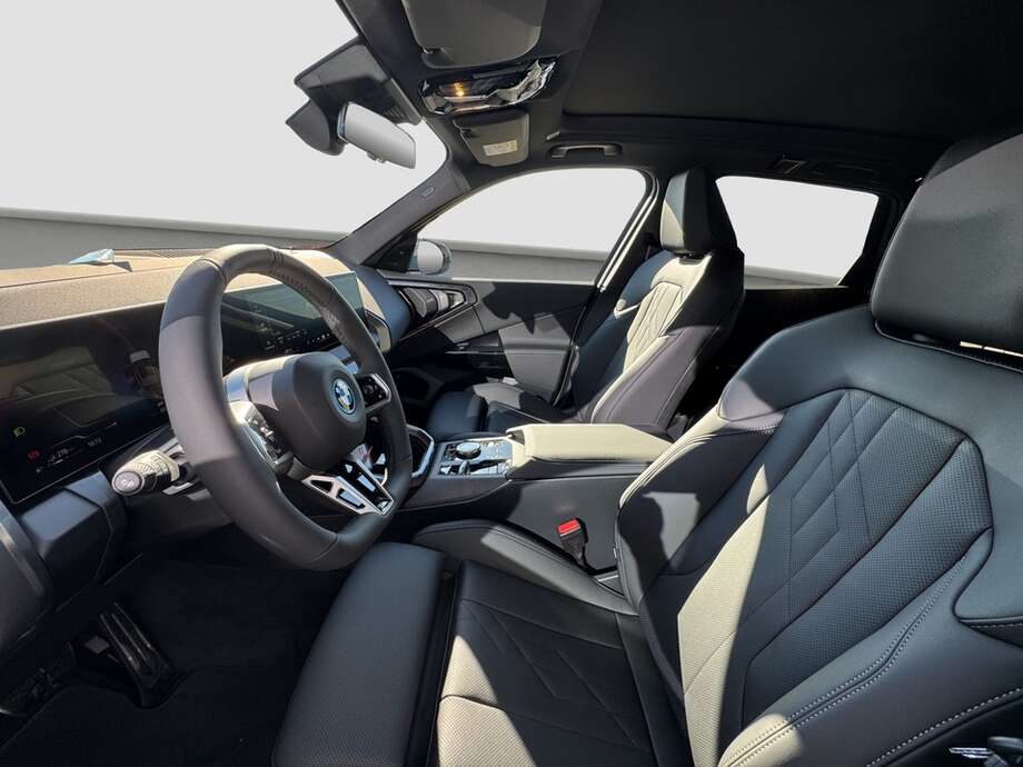 BMW X3 (Bild 11/17)