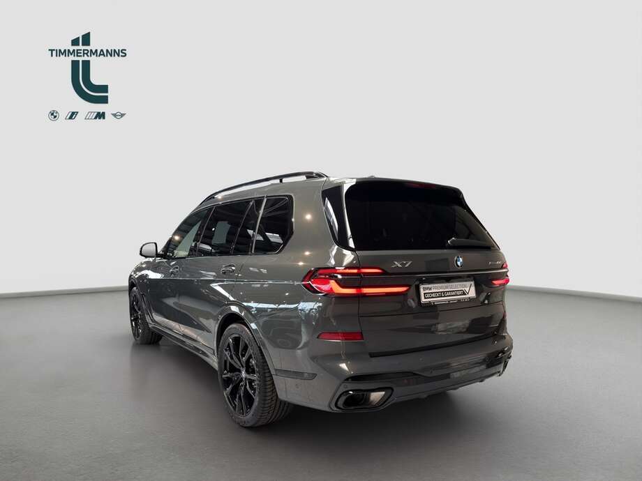 BMW X7 (Bild 3/18)