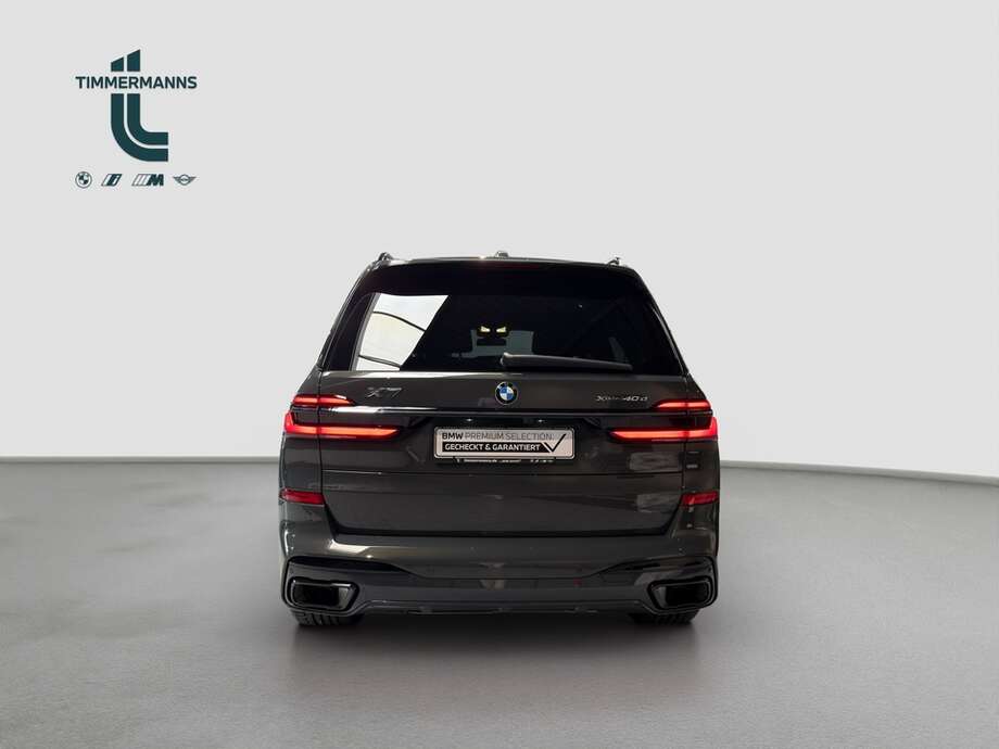 BMW X7 (Bild 4/18)
