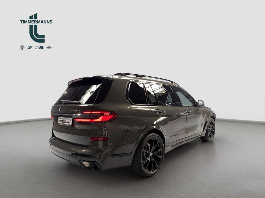 BMW X7 (Bild 5/18)