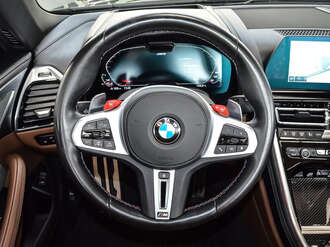 BMW M8 (Bild 1/27)
