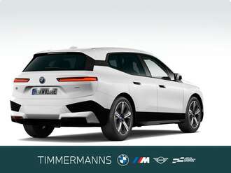BMW iX (Bild 2/5)