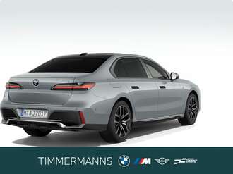 BMW 740 (Bild 2/5)