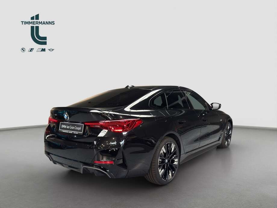 BMW i4 (Bild 6/18)