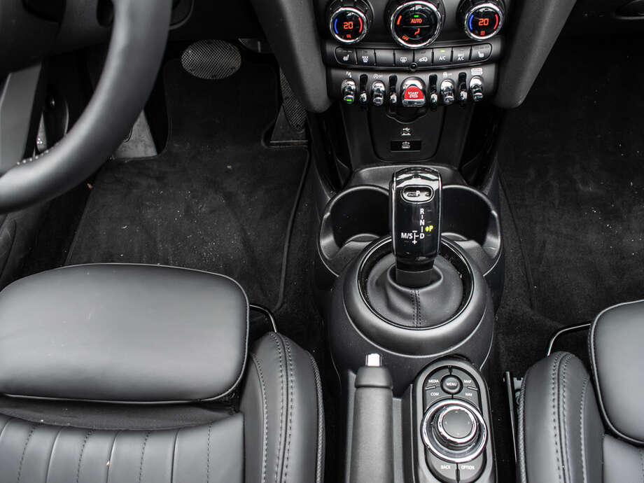 MINI Cooper S Cabrio (Bild 9/22)