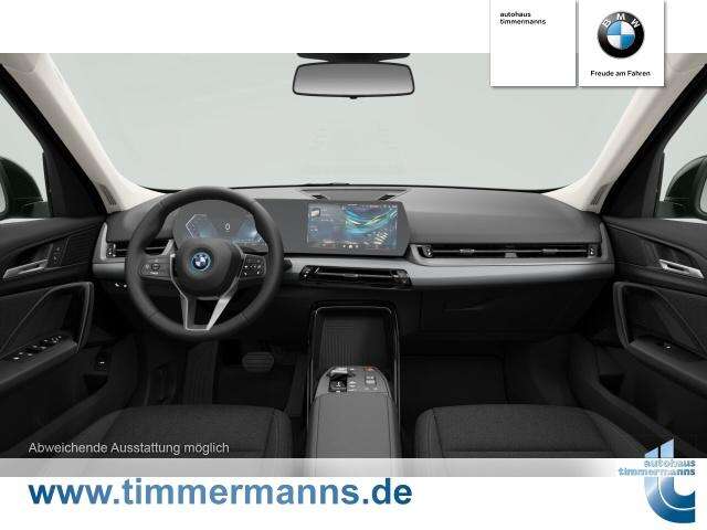 BMW iX1 eDrive20 (Bild 17/22)