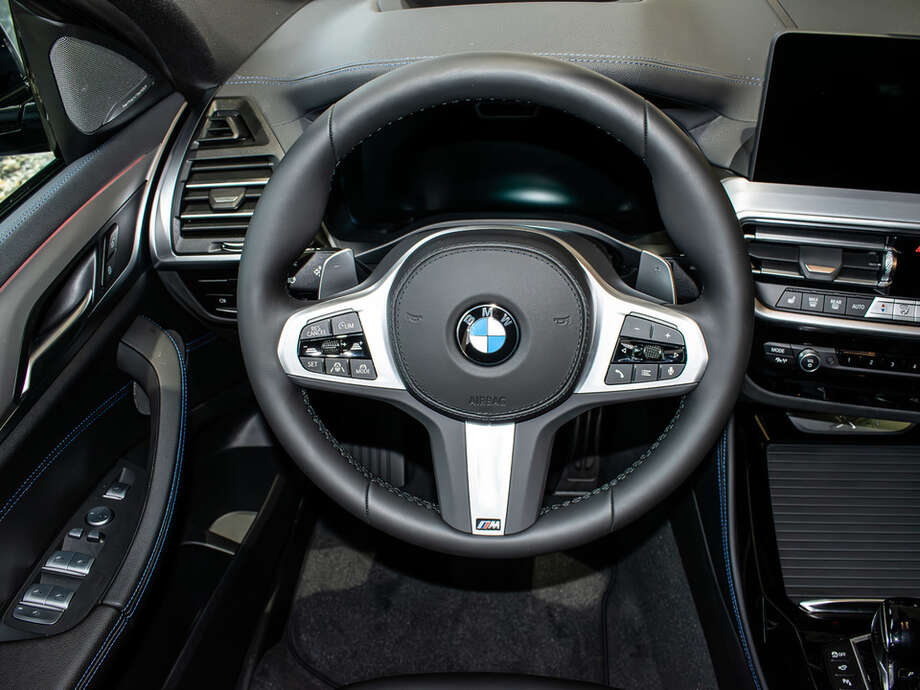 BMW X4 (Bild 17/18)