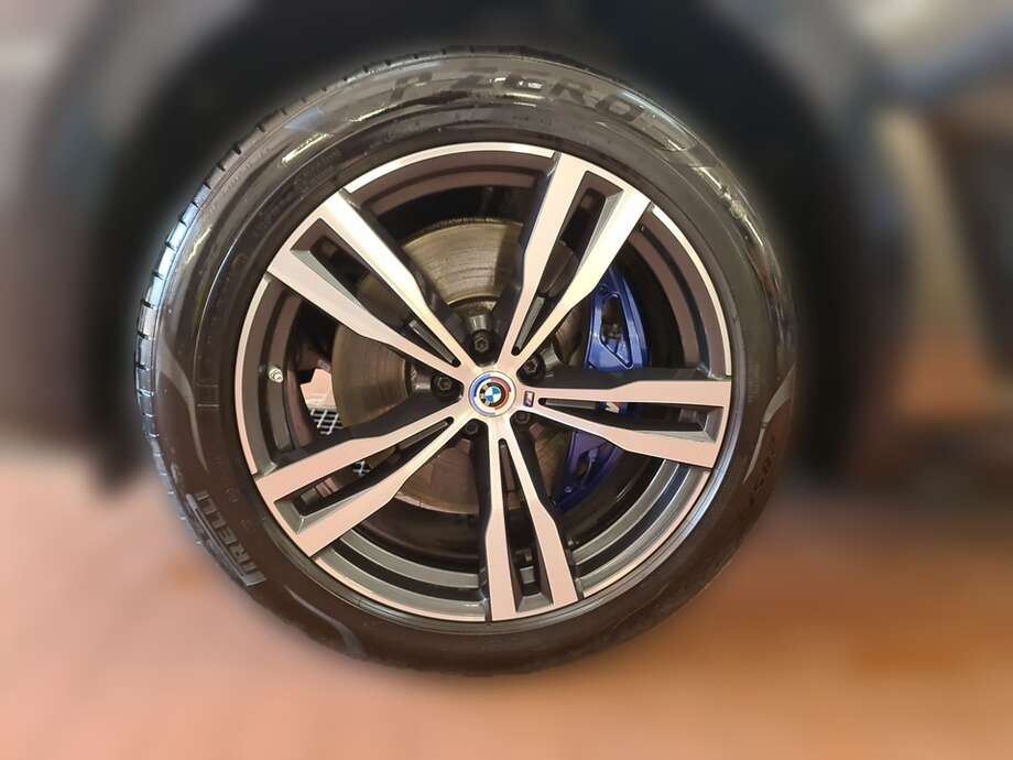 BMW X7 M50i (Bild 25/25)