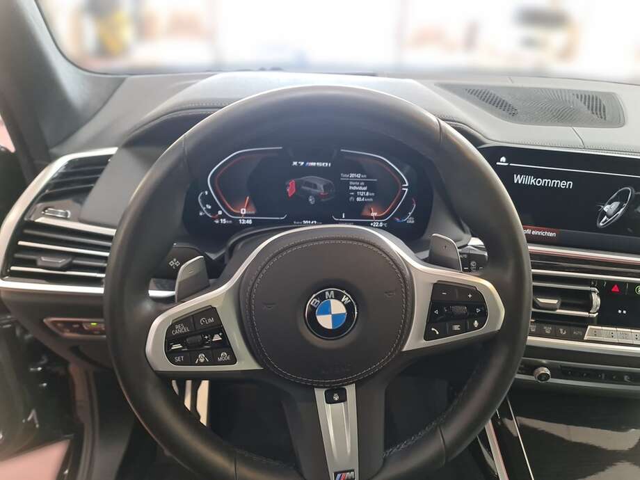 BMW X7 M50i (Bild 4/25)