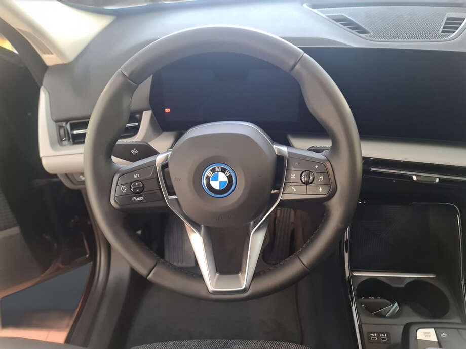 BMW iX1 eDrive20 (Bild 19/20)