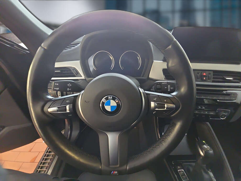 BMW X1 (Bild 21/22)