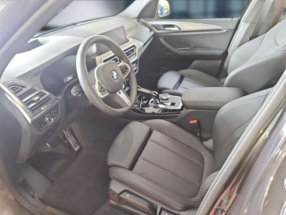 BMW X3 (Bild 9/22)