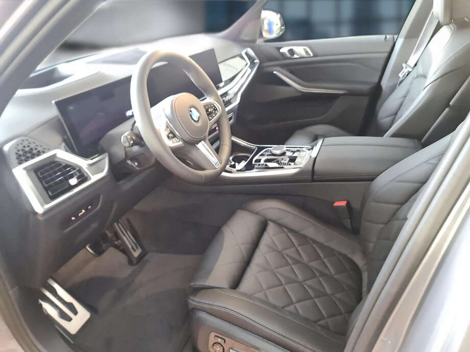 BMW X5 (Bild 9/22)