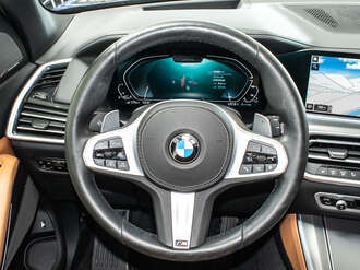 BMW X5 (Bild 2/20)