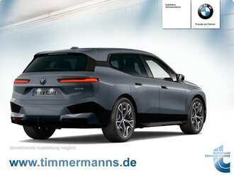 BMW iX (Bild 2/5)