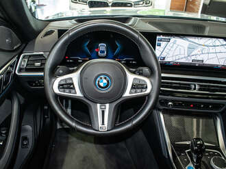 BMW i4 (Bild 2/21)