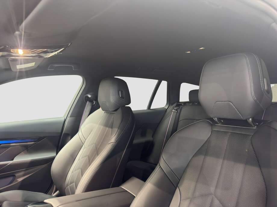 BMW 520 (Bild 12/16)