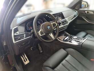 BMW X7 M50i (Bild 2/2)