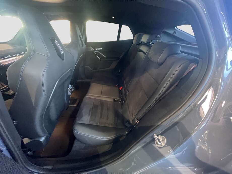 BMW X2 (Bild 12/13)