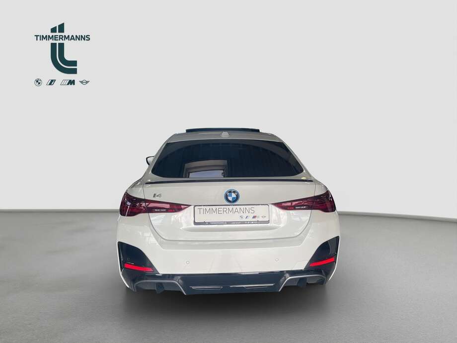 BMW i4 (Bild 4/14)