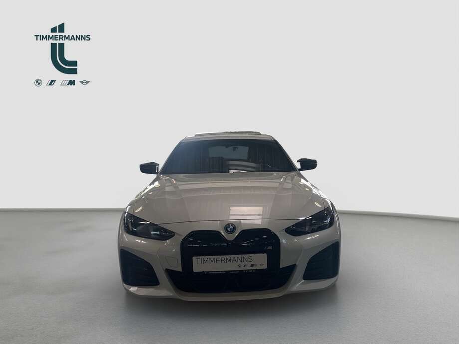 BMW i4 (Bild 8/14)