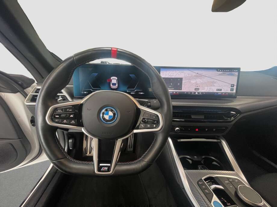BMW i4 (Bild 12/14)